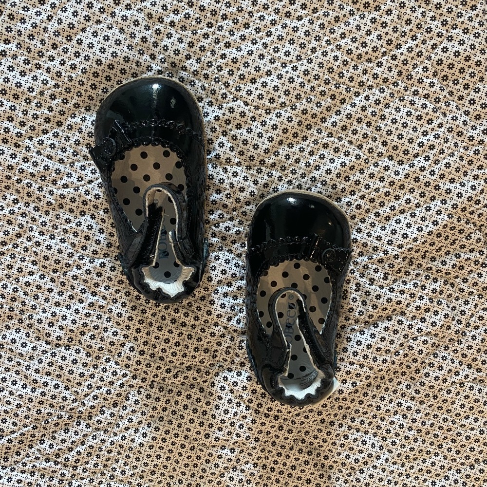 Robeez Black Patent Leather Mary Jane- First Kicks